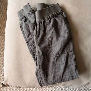 Faherty Textured Joggers